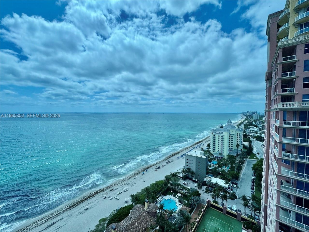 Please Call For Address, Unit 24D, Fort Lauderdale, FL 33305 Photo