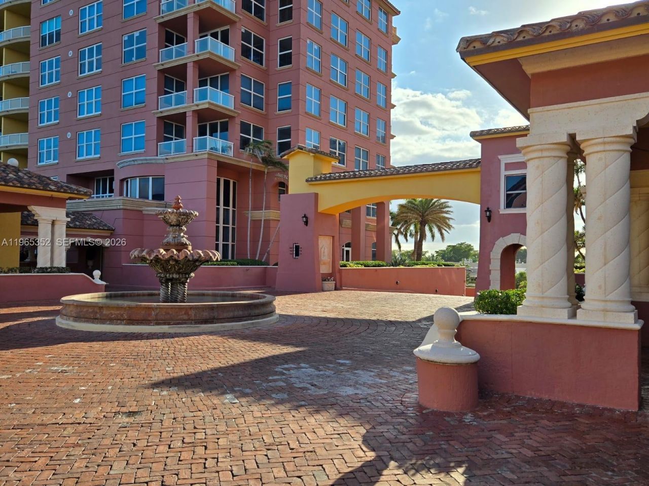 Please Call For Address, Unit 24D, Fort Lauderdale, FL 33305 Photo