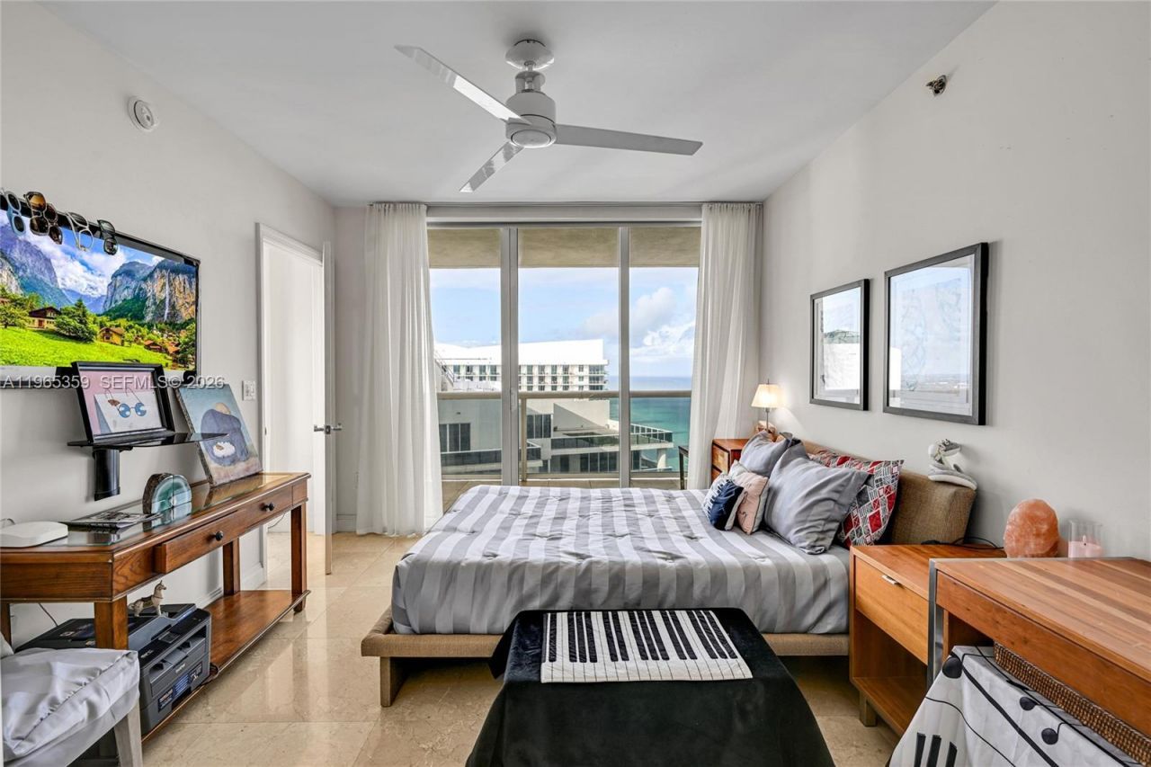 1830 S Ocean Dr, Unit 4708, Hallandale Beach, FL 33009 Photo