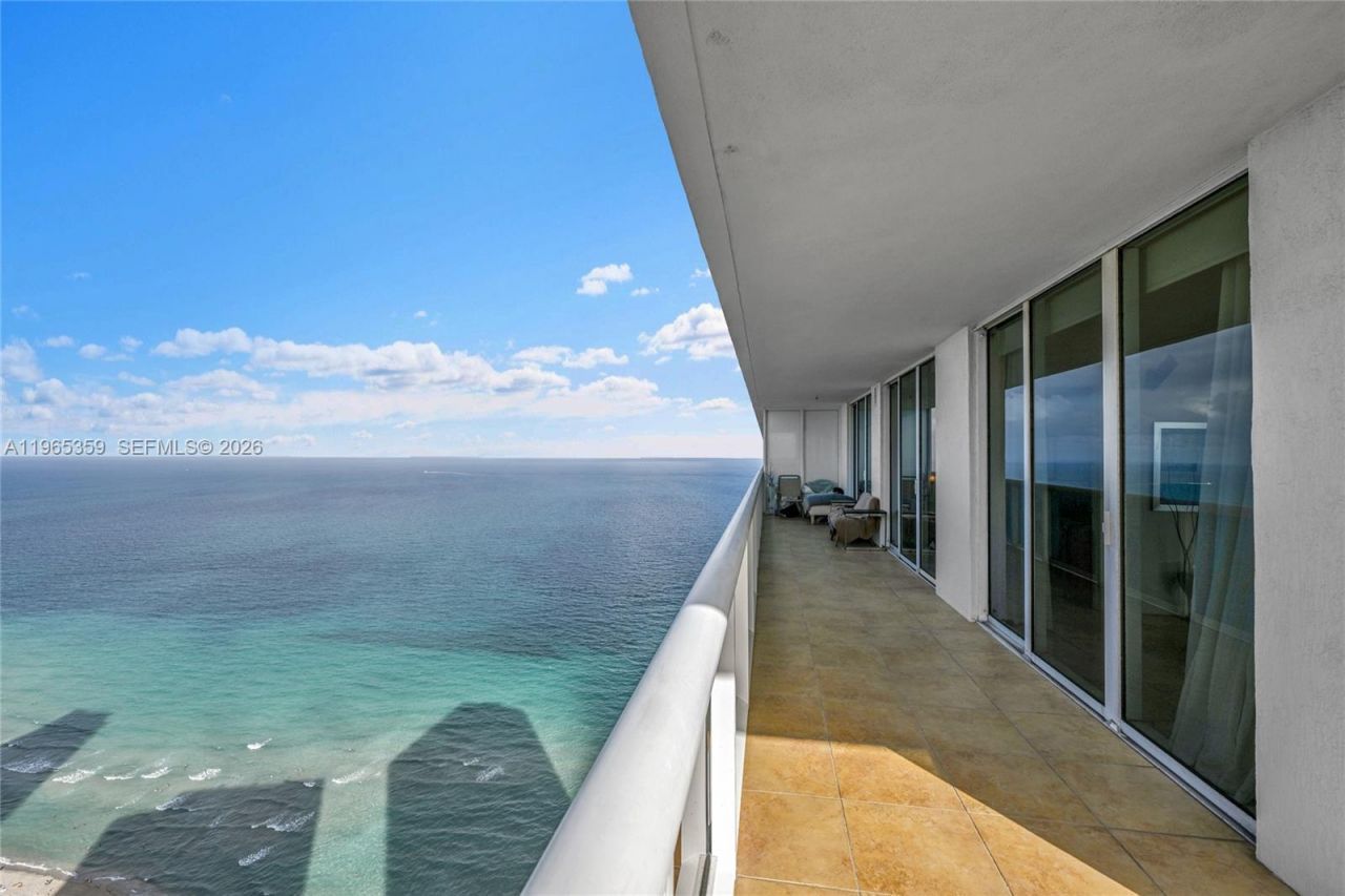 1830 S Ocean Dr, Unit 4708, Hallandale Beach, FL 33009 Photo