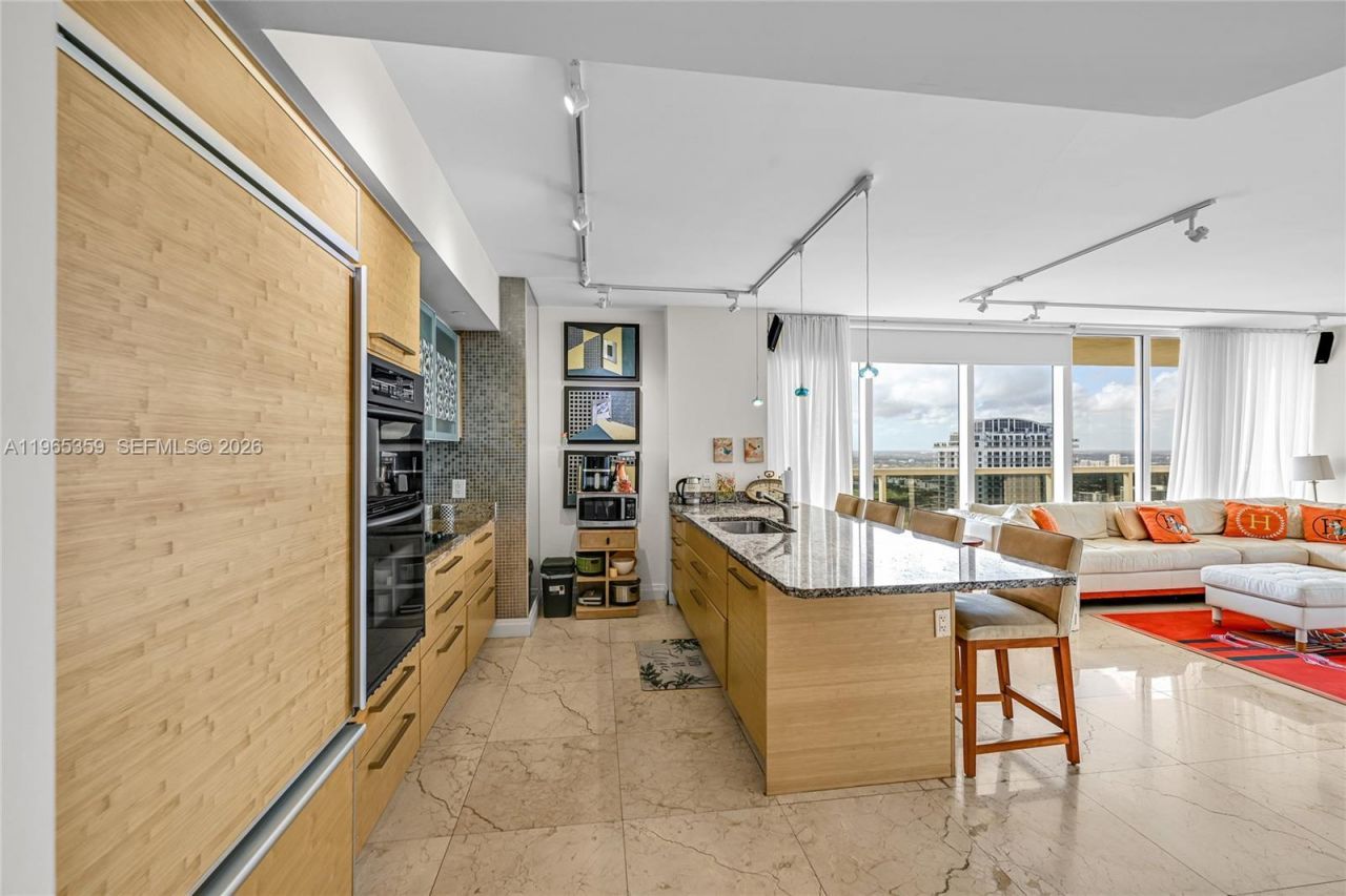 1830 S Ocean Dr, Unit 4708, Hallandale Beach, FL 33009 Photo