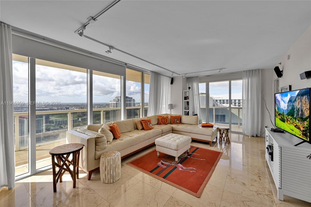 1830 S Ocean Dr, Unit 4708, Hallandale Beach, FL 33009 Photo