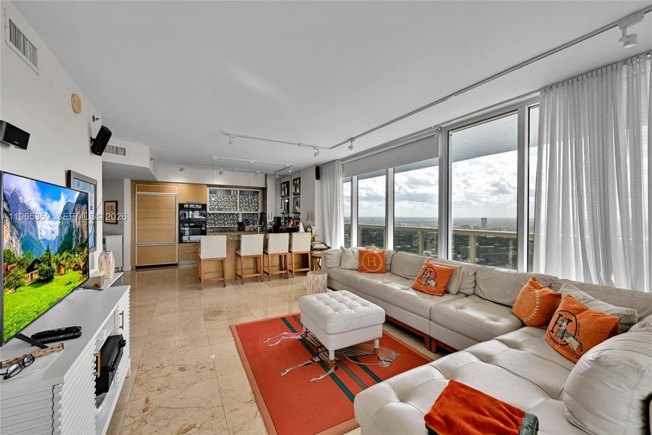 1830 S Ocean Dr, Unit 4708, Hallandale Beach, FL 33009 Photo