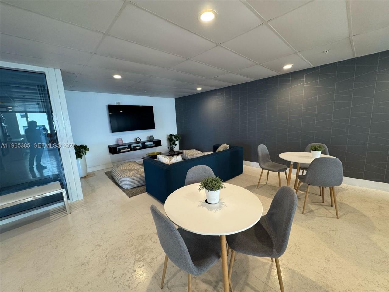 170 SE 14th St , Unit 1108, Miami, FL 33131 Photo