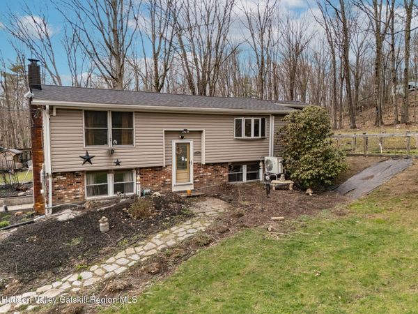 26 Rapp Road, Austerlitz, NY 12017