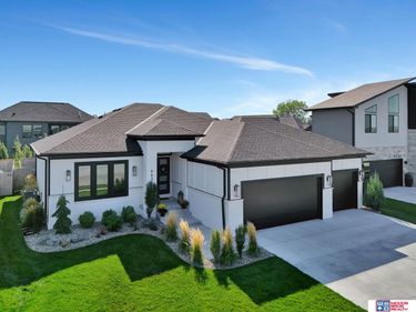 9631 Toma Road, Lincoln, NE 68526