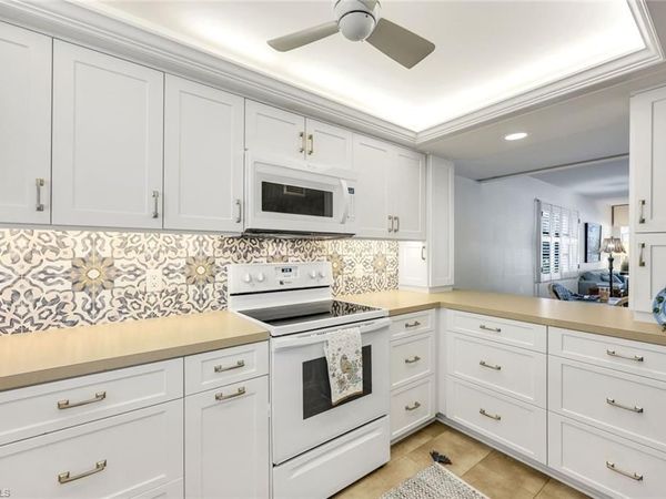 280 2nd AVE S, Unit 103, NAPLES, FL 34102