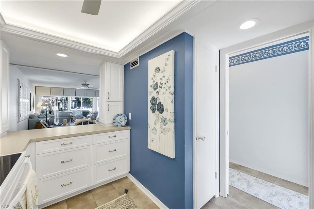 280 2nd Ave S, Unit 103, Naples, FL 34102 Photo