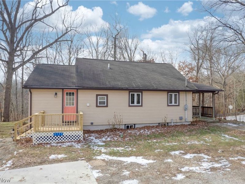 2135 Rankin Drive, Ravenna, OH 44266 Photo 2