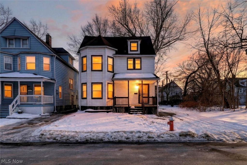 10520 Everton Avenue, Cleveland, OH 44108 Main Photo