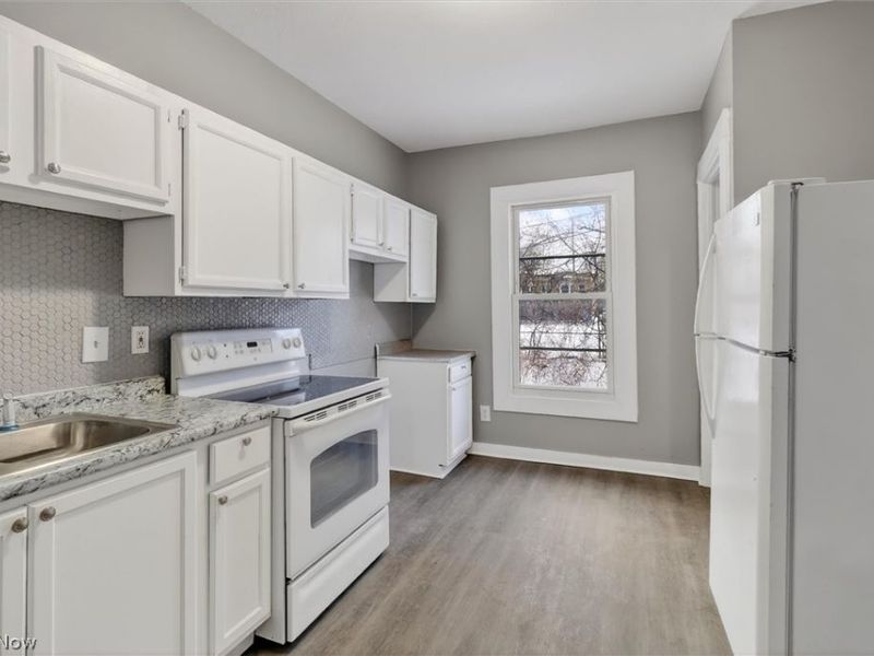 10520 Everton Avenue, Cleveland, OH 44108 Photo 16