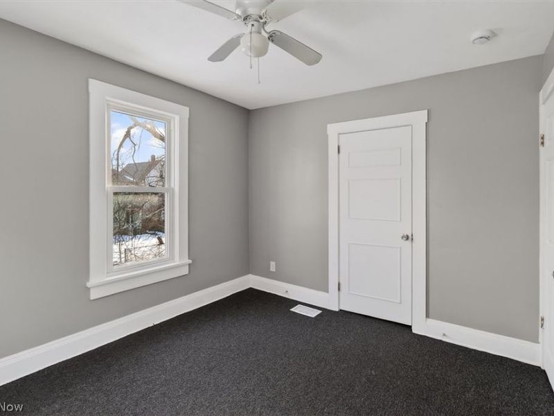 10520 Everton Avenue, Cleveland, OH 44108 Photo 28