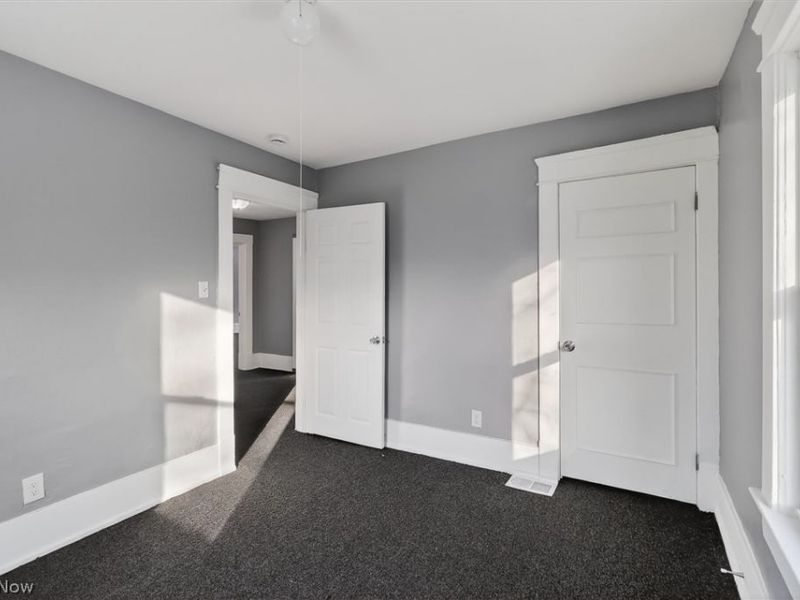 10520 Everton Avenue, Cleveland, OH 44108 Photo 32