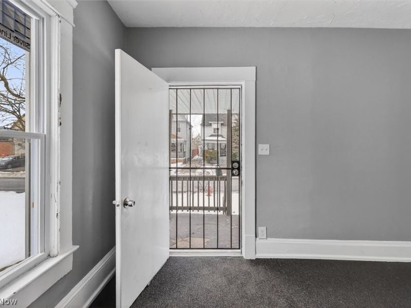 10520 Everton Avenue, Cleveland, OH 44108 Photo 5