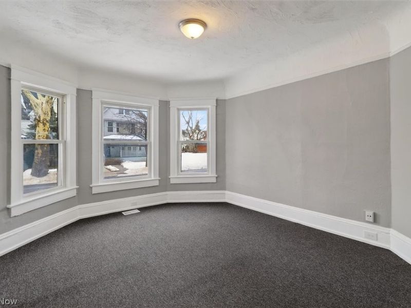 10520 Everton Avenue, Cleveland, OH 44108 Photo 9