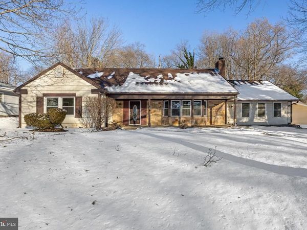 115 CRESTVIEW DRIVE, WILLINGBORO, NJ 08046