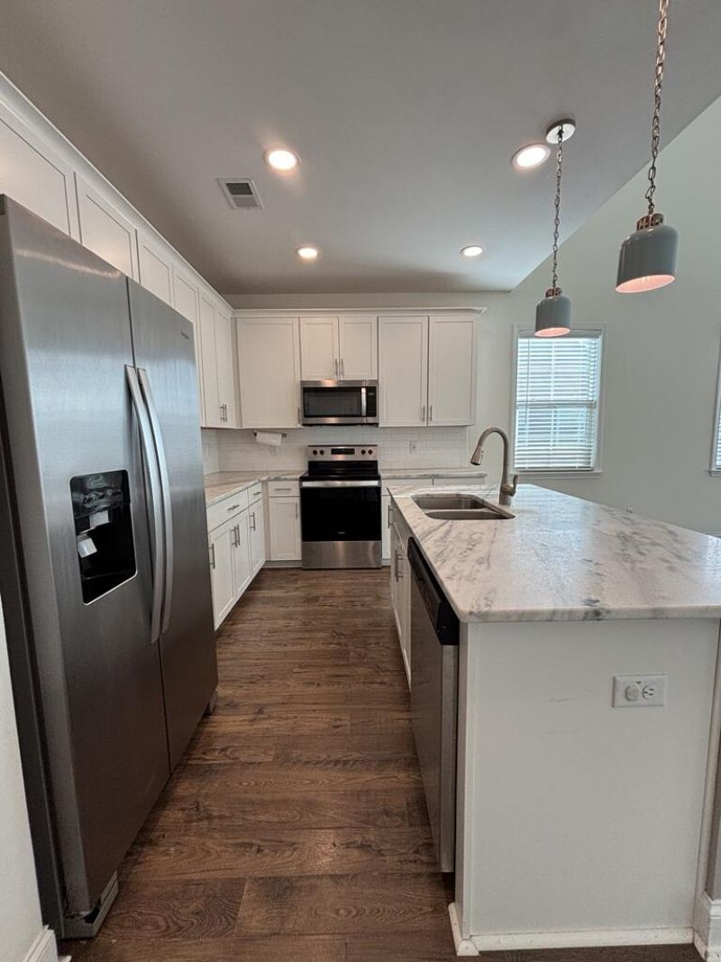 608 Ravensridge Lane Photo 10