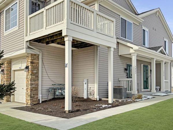 7422 Chucks Way, Loves Park, IL 61111