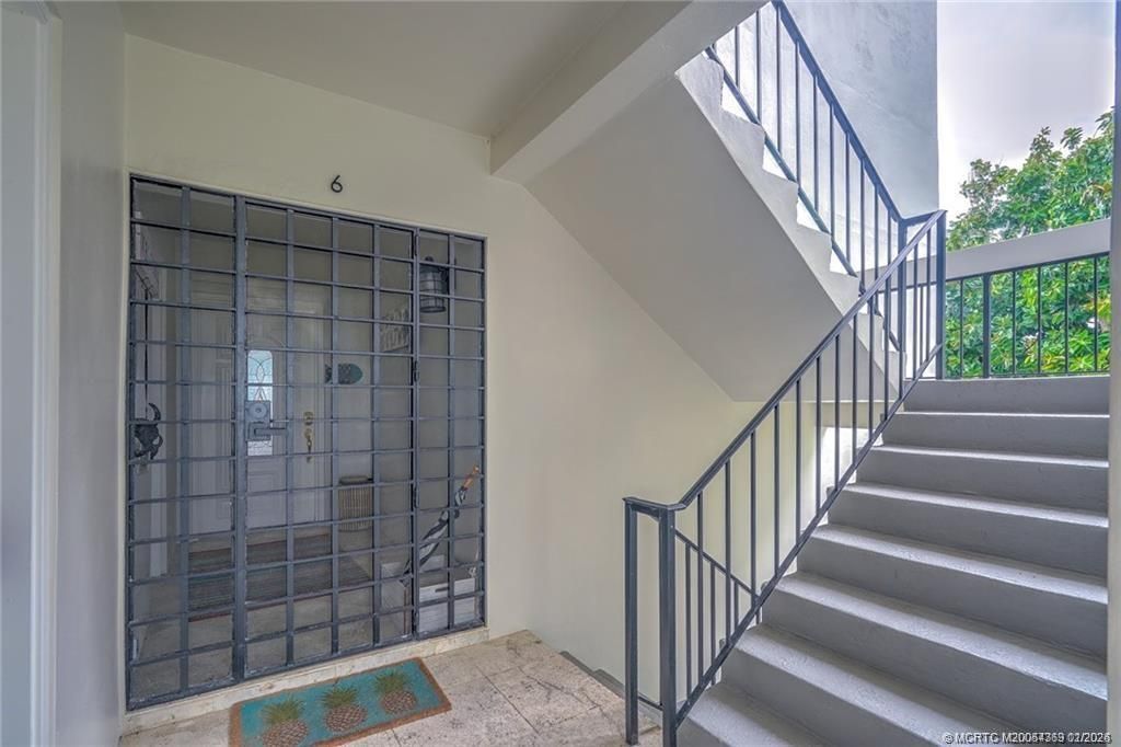 1289 NE Ocean Boulevard, Unit 6, Stuart, FL 34996 Photo