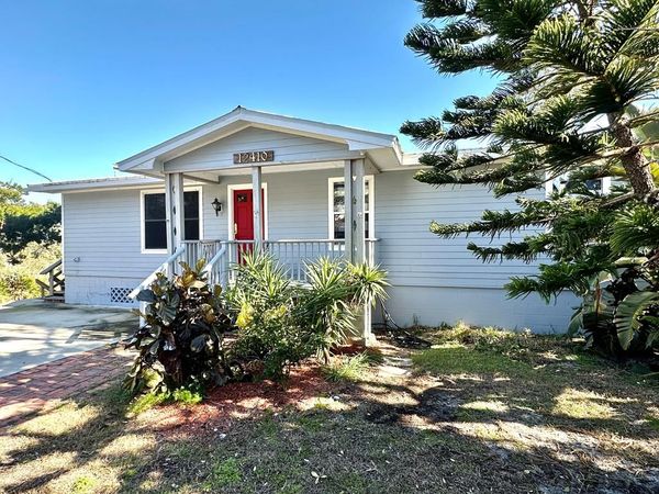 12410 Cedar St, Cedar Key, FL 32625