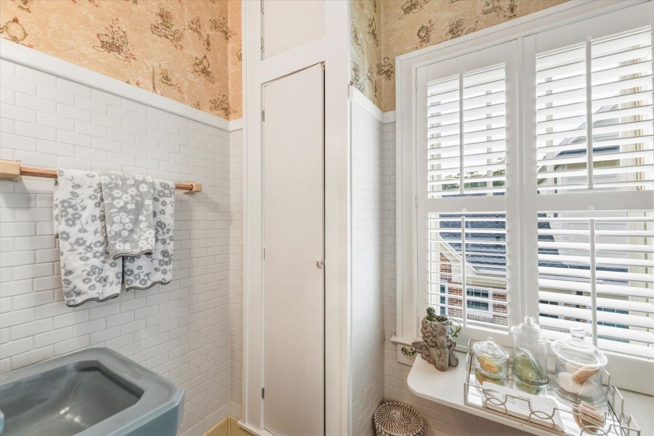 730 E 6th Avenue, Unit 2, Tallahassee, FL 32303 Photo