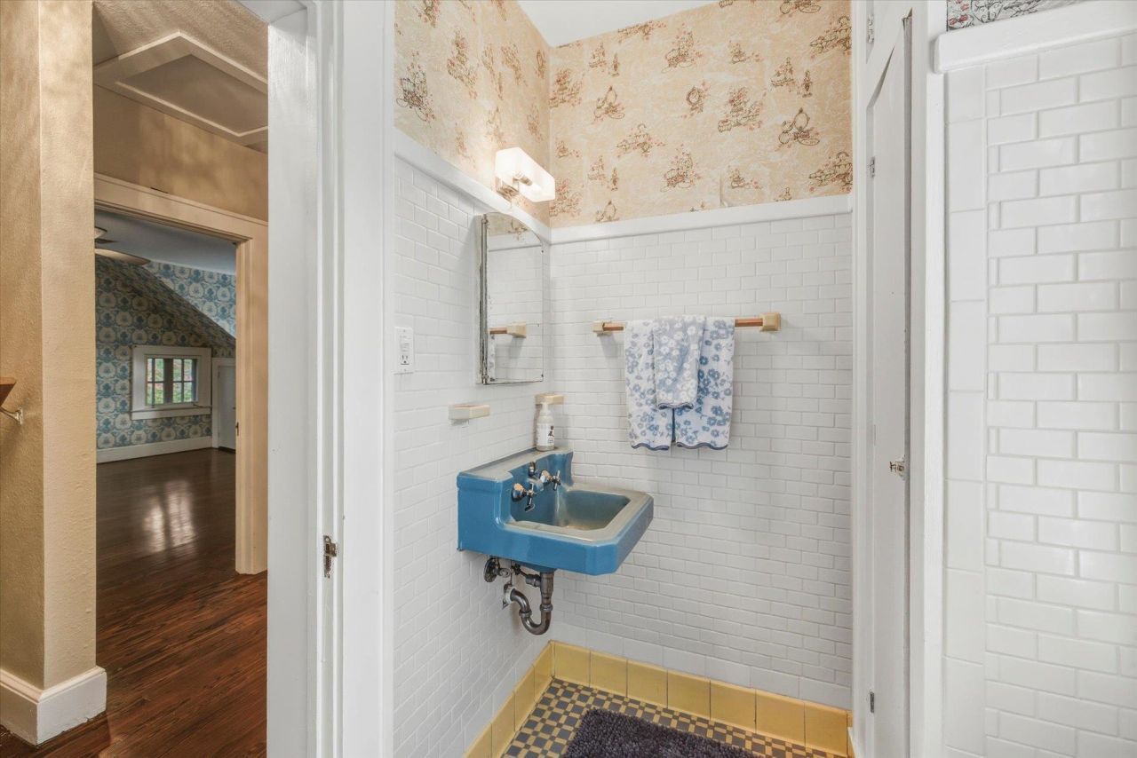 730 E 6th Avenue, Unit 2, Tallahassee, FL 32303 Photo