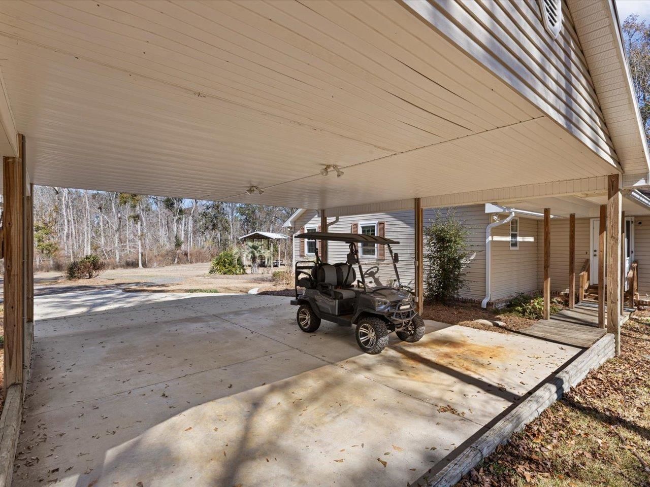 609 NW Circle Road , Madison, FL 32340 Photo