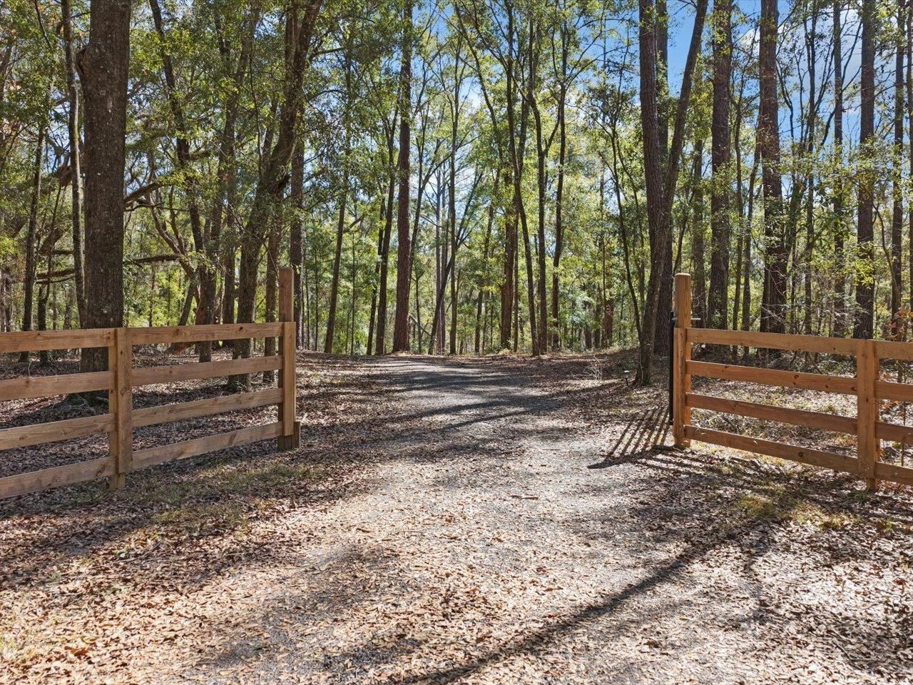 609 NW Circle Road , Madison, FL 32340 Photo