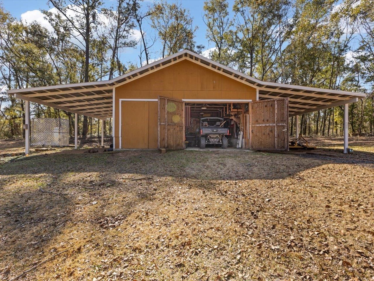 609 NW Circle Road , Madison, FL 32340 Photo