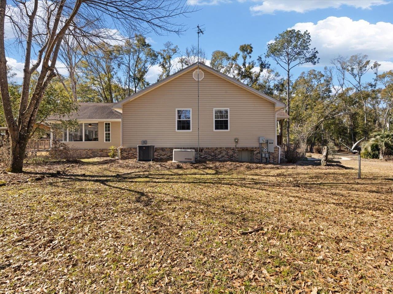 609 NW Circle Road , Madison, FL 32340 Photo