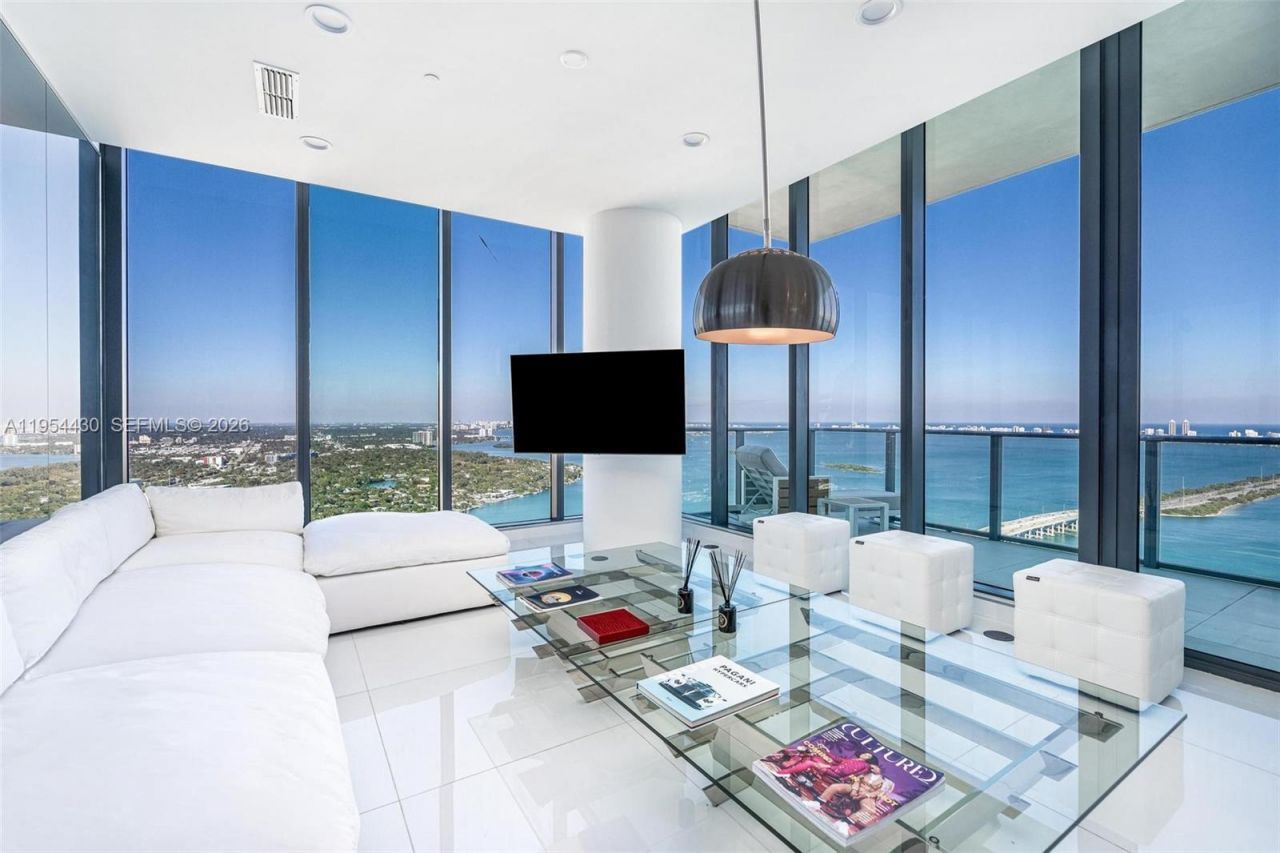 3131 NE 7th Ave, Unit UPH5303, Miami, FL 33137 Photo