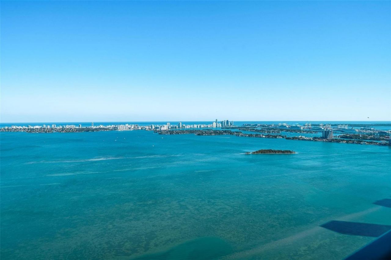 3131 NE 7th Ave, Unit UPH5303, Miami, FL 33137 Photo