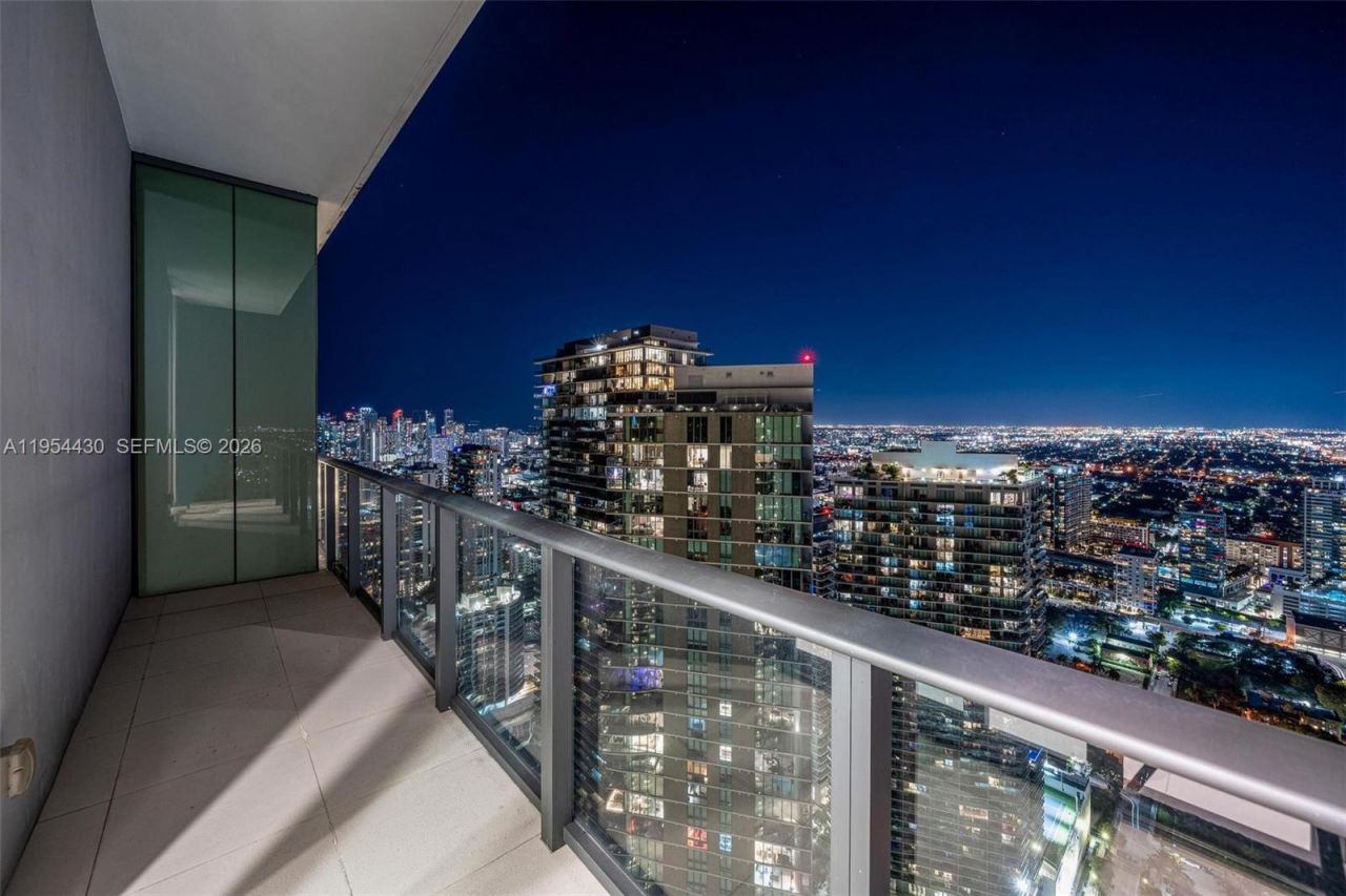 3131 NE 7th Ave, Unit UPH5303, Miami, FL 33137 Photo