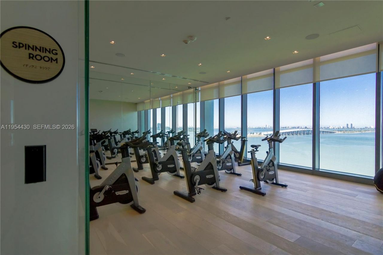 3131 NE 7th Ave, Unit UPH5303, Miami, FL 33137 Photo