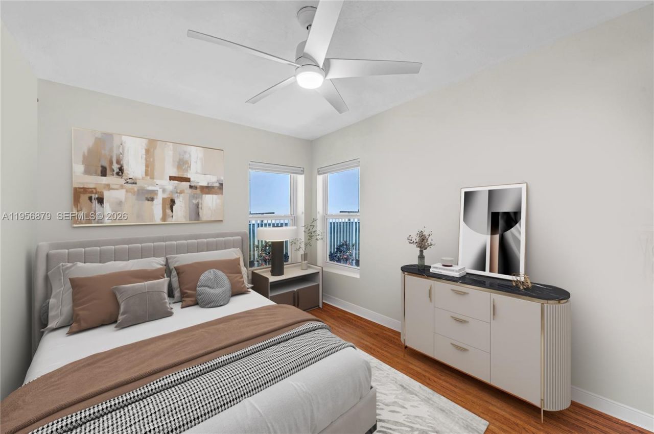 3535 W Glencoe St, Miami, FL 33133 Photo