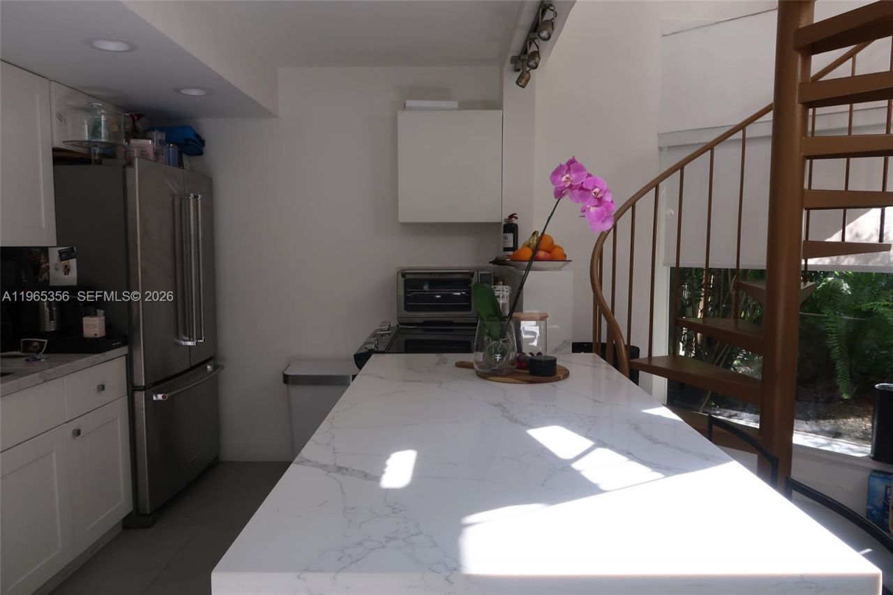 3034 SW 27th Ave, Unit 4, Miami, FL 33133 Photo