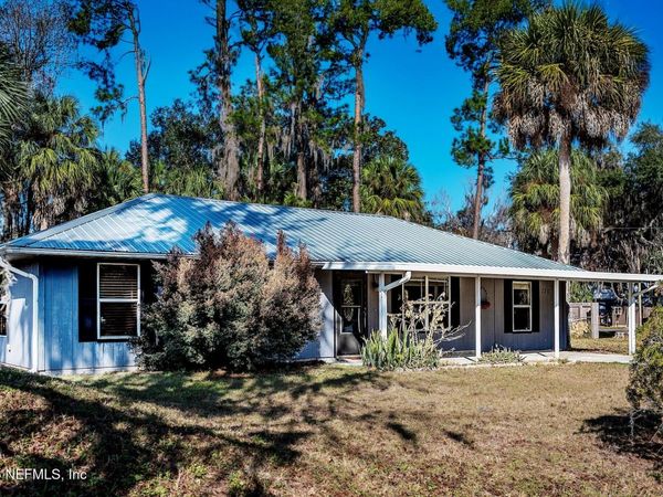 130 ROBERTS Boulevard, Satsuma, FL 32189