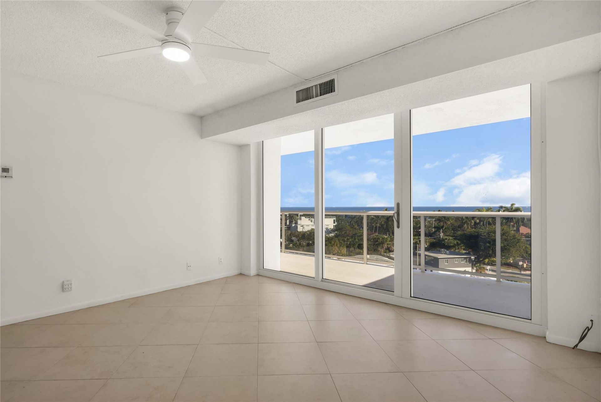 2715 N Ocean Boulevard, Unit 7D, Fort Lauderdale, FL 33308 Photo