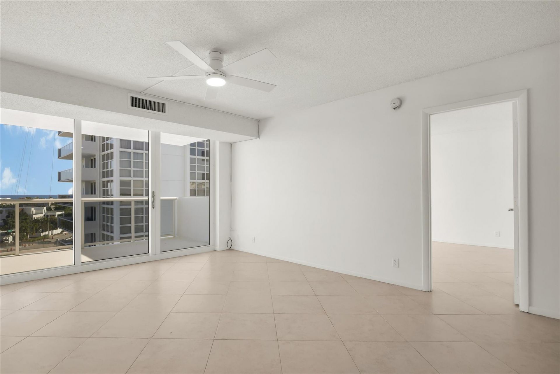 2715 N Ocean Boulevard, Unit 7D, Fort Lauderdale, FL 33308 Photo