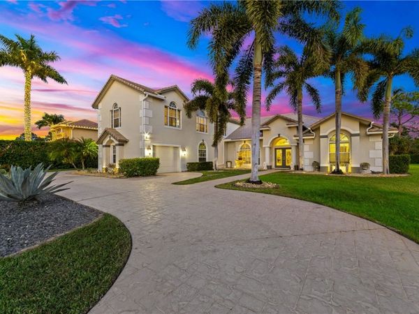 2800 Bent Pine Drive, Fort Pierce, FL 34951