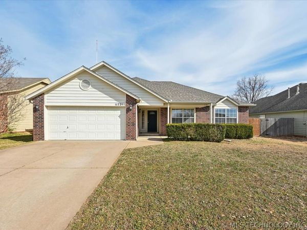 11721 S 104th East Avenue, Bixby, OK 74008
