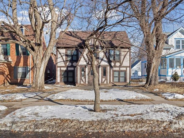 1735 Randolph Avenue, Saint Paul, MN 55105