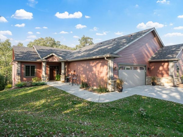 468 Panorama Circle NW, Rochester, MN 55901