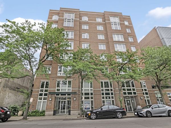 811 Chicago Avenue, Unit 308, Evanston, IL 60202