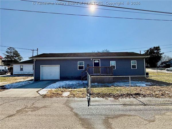 302 Clemens Court, Huntington, WV 25704