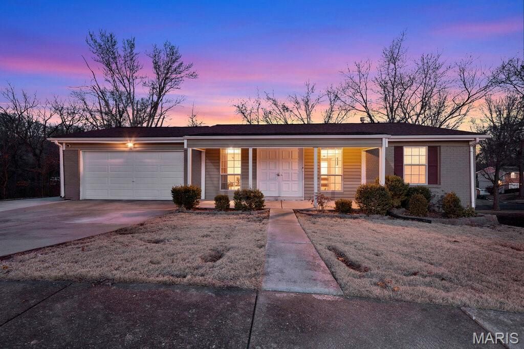 6995 Candlewick Way, Saint Louis, MO 63033 Main Photo