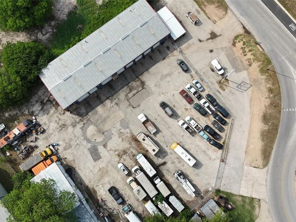 5225 E Cesar Chavez ST, Austin, TX 78702