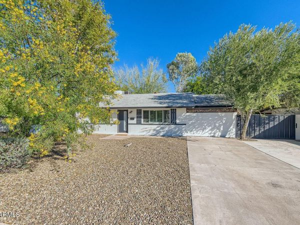 925 N 79TH Street, Scottsdale, AZ 85257