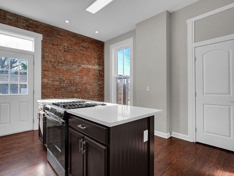 93 W King Avenue, Columbus, OH 43201 Photo 18