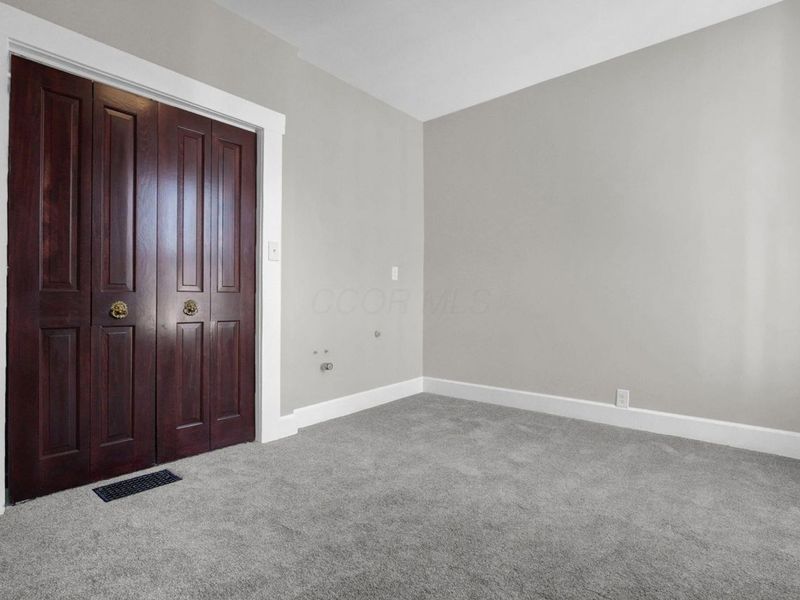 93 W King Avenue, Columbus, OH 43201 Photo 21